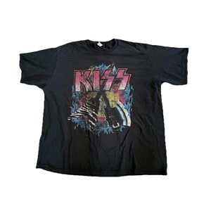 Sz XXLg Vintage Faded Black KISS Young & Wasted Graphic T-Shirt Rock Concert Top